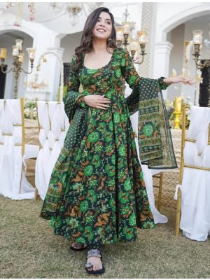 Dark Green Muslin Elegant Readymade Salwar Kameez FABSL21974