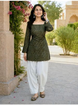 deep olive green cotton printed top with off white bottoms fabku21261