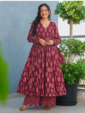 maroon rayon digital printed kurta pant set fabku21154