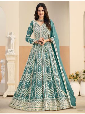 Engagement Dresses Online, Buy Indian Engagement Clothing at Fanaza