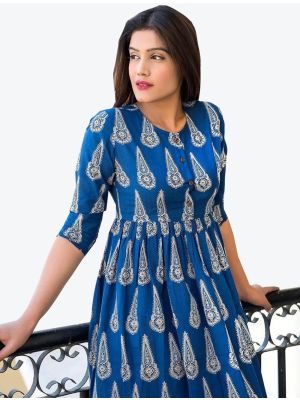 /theethnicworld/202101/blue-muslin-long-kurti-fabku20131.jpg