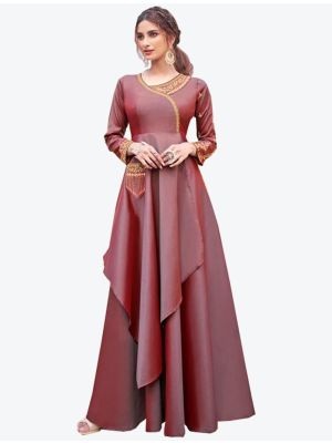 /theethnicworld/202101/onion-pink-soft-tapeta-silk-designer-gown---fabgo20052.jpg