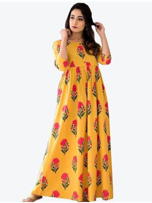 /theethnicworld/202101/yellow-muslin-long-kurti-fabku20133.jpg