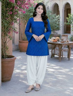 royal blue cotton printed top with off white bottoms fabku21260